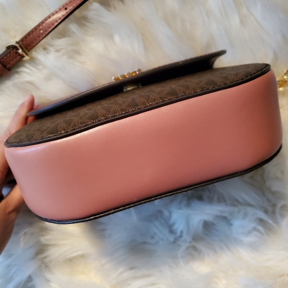 Michael Kors Crossbody Bag - Picture 4 of 5